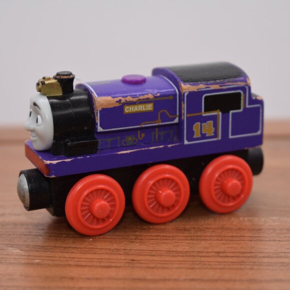 Charlie 14 Purple Y4402 Thomas and Friends Wooden Trains Engines Magnetic 2012 - Picture 2 of 6